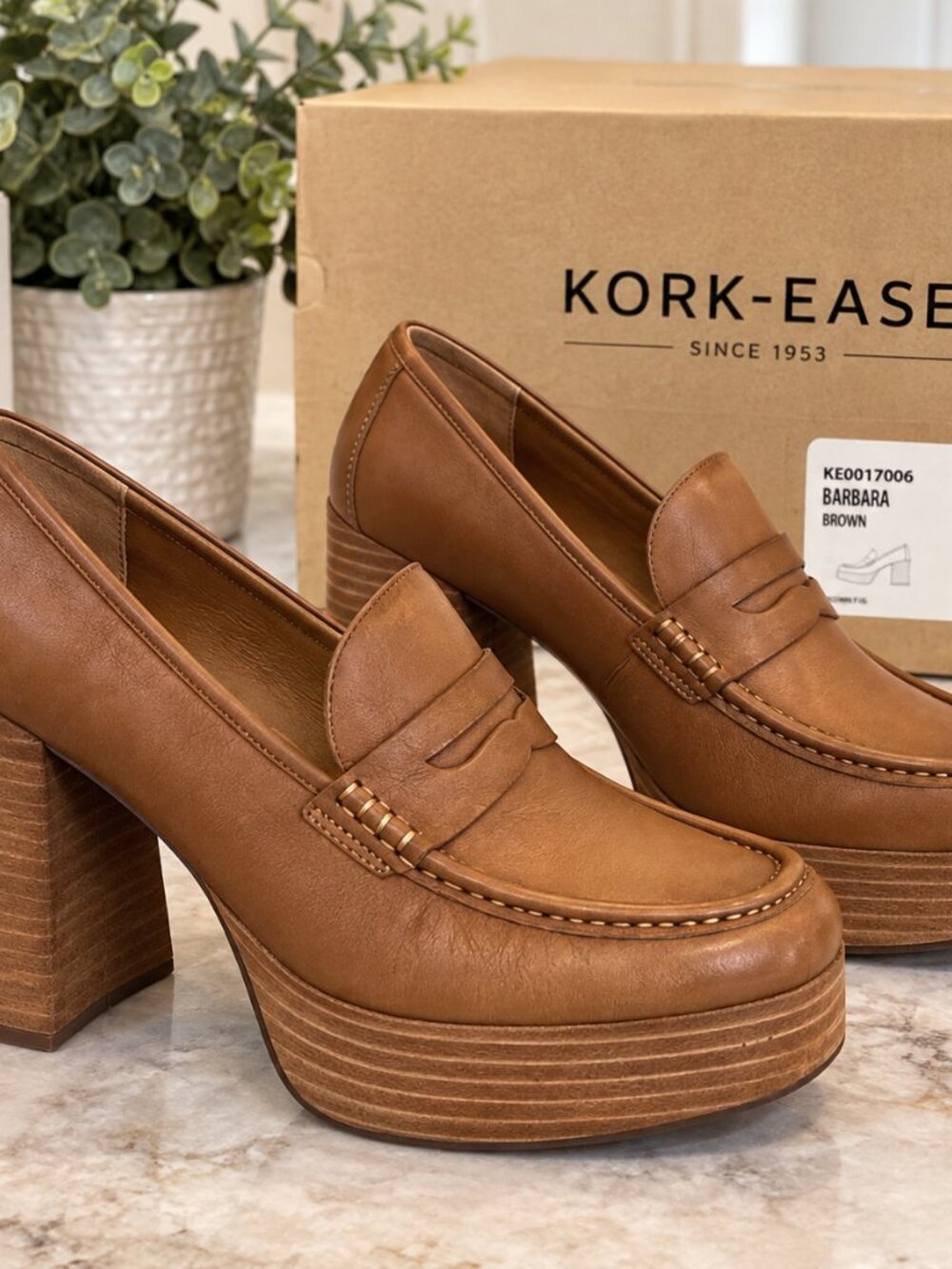 Kork-Ease Barbara Brown Leather Platform Penny Loafer Heels 9.5 NIB - Picture 2 of 3